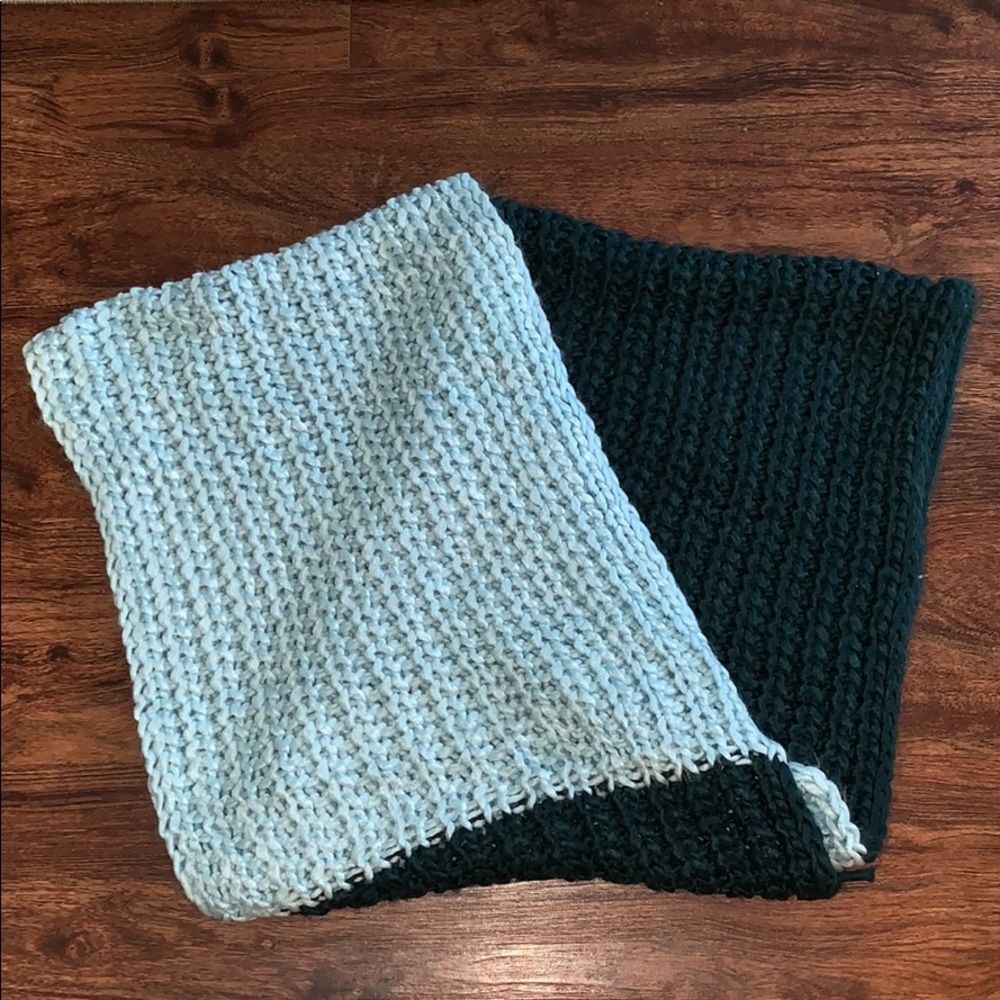 Blue loft scarf